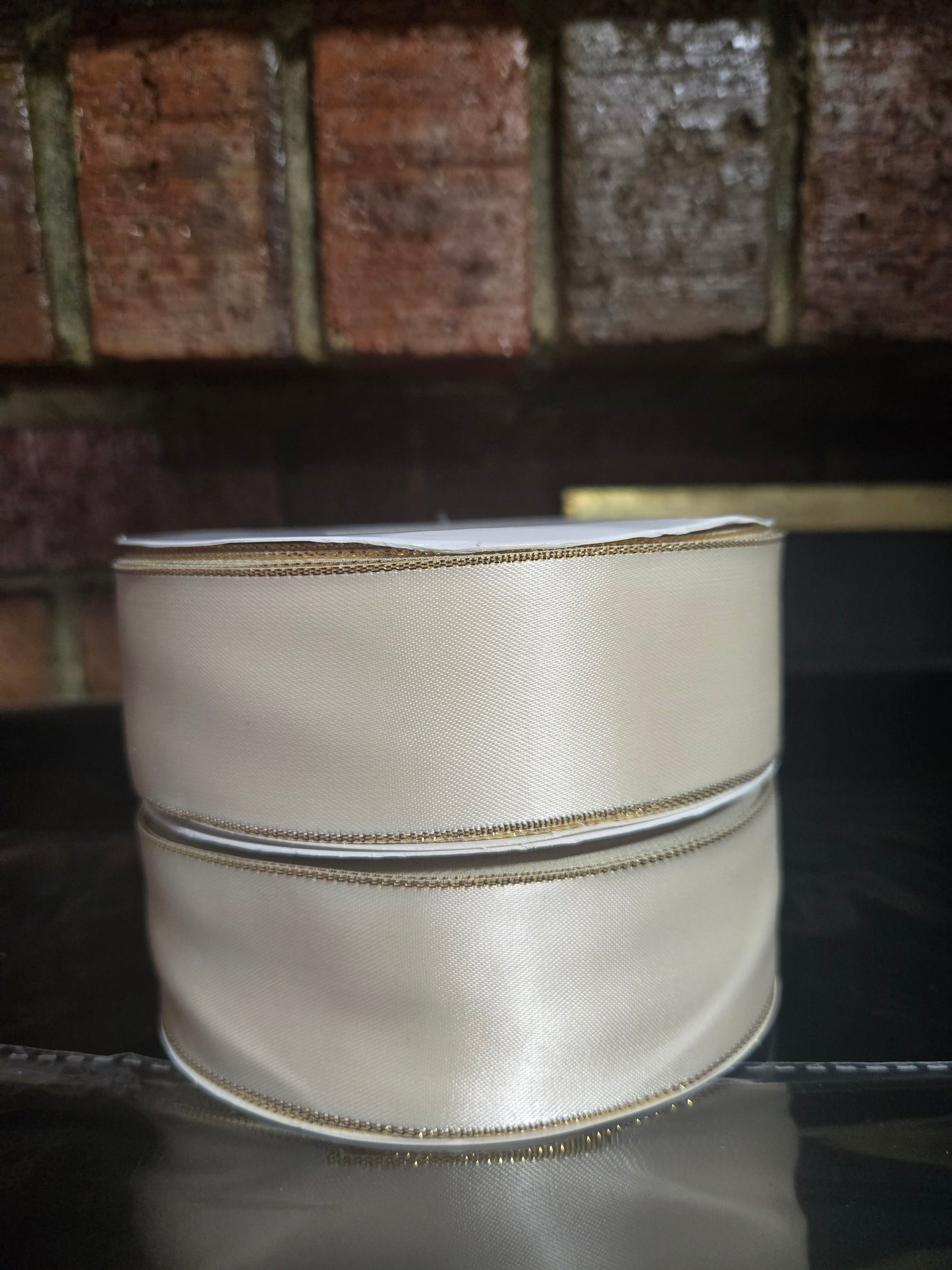 Gold edge liston